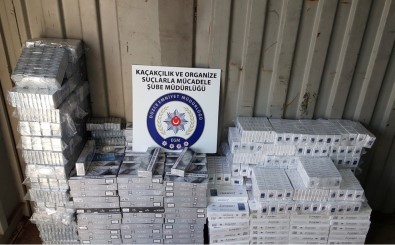 Düzce Polisi 6 Bin 760 Paket Kaçak Sigara Ele Geçirdi