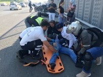 HALIÇ KÖPRÜSÜ - Haliç Köprüsü'nde Trafik Kazası Açıklaması 1 Yaralı