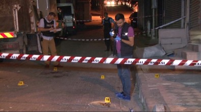 İstanbul'da İki Aile Arasında Silahlı Kavga Açıklaması 3 Yaralı