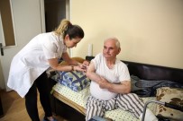 YAŞ SINIRI - İhtiyaç Sahibi Hastalara Evlerinde Hemşirelik Hizmeti