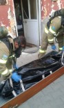 GAZ MASKESİ - İtfaiye Cenazeyi Gaz Maskesi İle Çıkarabildi