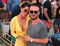 DENİZ AKKAYA - Arkadaşının oğluyla aşk yaşıyor