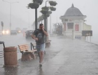 ŞİDDETLİ FIRTINA - İBB'den şiddetli yağış açıklaması