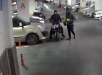 Motosikleti Çalıp Yerine Saksı Bıraktılar