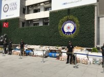 UYUŞTURUCU TACİRİ - Sakarya'da Bir Tavuk Ve Mantar Çiftliğine Düzenlenen Baskında 1 Ton Eroin Ele Geçirildi