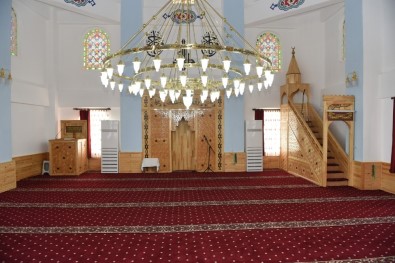 Büyükşehir Müşküle Camii'ni Yeniledi