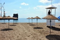 KUMBAĞ - Kumbağ Plajında Cankurtaran Hizmete Başladı