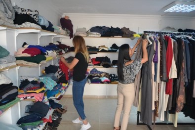 Paranın Geçmediği Giyim Market İle İki Bin Aileye Ulaşıldı