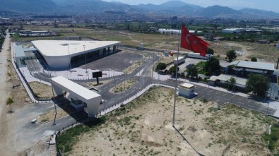 Alaşehir'in Yeni Terminali Açılış İçin Gün Sayıyor