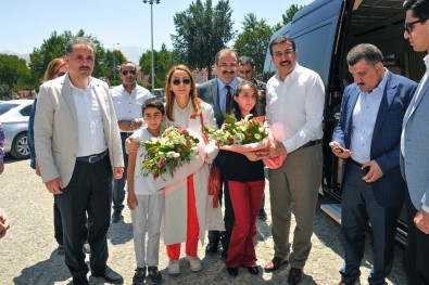 Bakan Tüfenkci'den Büyükşehir Belediyesine Ziyaret