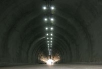 YAKIT TASARRUFU - Karahisar Tüneli İnşaatında Sona Gelindi