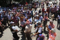 ESKİ MİLLETVEKİLİ - Yörük Şenliği Renkli Görüntülere Sahne Oldu