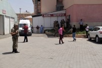 ROKETLİ SALDIRI - Askeri araca saldırı: 2 asker yaralı