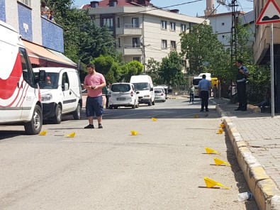 İstanbul'da Soyguncular Polisle Çatıştı Açıklaması 4 Yaralı