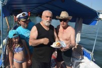 DALYAN - Mavi Yengeç Yerli Ve Yabancı Turistlerden İlgi Görüyor