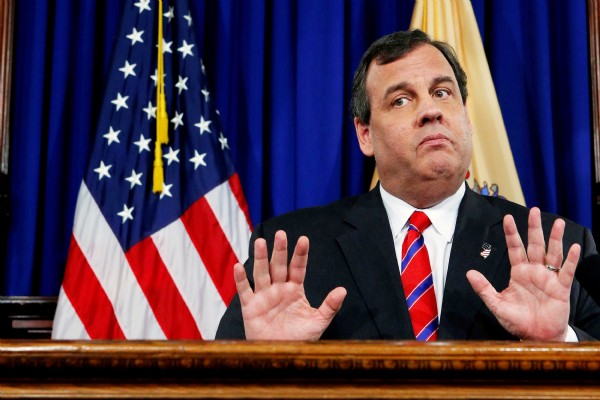 ABD'de iki eyalet kepenk kapattı