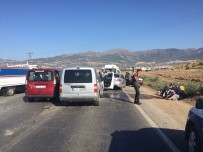 5 Araç Birbirine Girdi Açıklaması 15 Yaralı