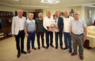 Başkan Karaosmanoğlu, Orhan Mahallesi Heyetini Ağırladı