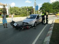 ELEKTRİKLİ BİSİKLET - Otomobil İle Elektrikli Bisiklet Çarpıştı Açıklaması 1 Yaralı