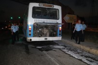 Adana'da Cezaevi Personeli Taşıyan Otobüste Yangın Çıktı