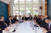 CRANS MONTANA - Kıbrıs Konferansı 5'Li Toplantı İle Devam Ediyor