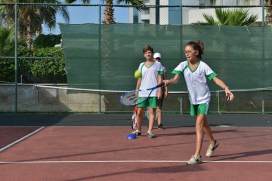 Konyaaltı'nda KONSEM Yaz Okulu Başladı