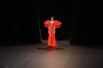 MANKENLER - Parisli Modacı Stephane Rolland, 2017-2018 Sonbahar Kış Koleksiyonu Tanıttı