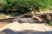 KARACAÖREN - Ortaköy Ve Karacaören Asfalta Kavuşuyor
