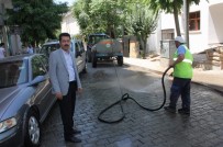 Siirt'te Caddeler Tazyikli Su İle Yıkanıyor Haberi