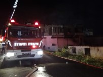 GECEKONDU - Ümraniye'de Korkutan Yangın