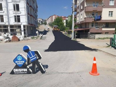 Beyşehir'de Yol Çalışmaları Devam Ediyor