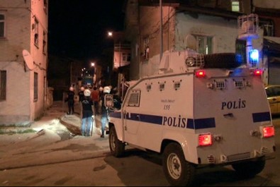 Erzurum'da İki Aile Arasındaki Kavga Mahalleyi Savaş Alanına Çevirdi
