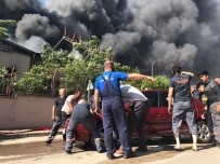 YANGIN FACİASI - Tekstil fabrikasında büyük yangın!