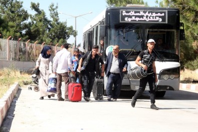 Bayram İçin Ülkelerine Giden 68 Bin Suriyeli'den 35 Bini Türkiye'ye Döndü
