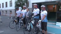 Bisikletçilerden Bakan Akdağ'a Ziyaret