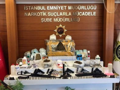 İstanbul'da Uyuşturucu Operasyonu Açıklaması 49 Kişi Gözaltında