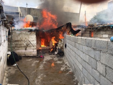Nusaybin'de Yangın Evi Küle Dönüştürdü