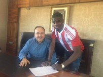 UWA ELDERSON ECHIEJILE - Sivasspor, Elderson İle 1 Yıllık Sözleşme İmzaladı