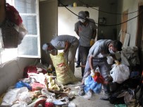ÇÖP EV - Tarsus'ta Çöp Yığınına Dönen Ev Boşaltıldı