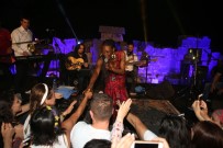 PORTAKAL FESTİVALİ - Buika'dan Ay Işığında Muhteşem Konser