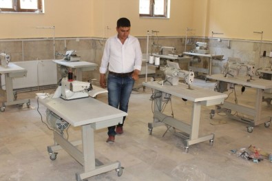 Çaldıran'da Genç Kızlara İş İmkanı