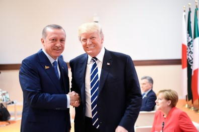 Cumhurbaşkanı Erdoğan Trump İle Bir Araya Geldi