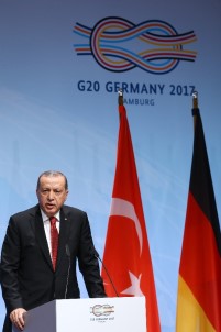 Erdoğan Açıklaması 'Afrika'da Binlerce İnsanın Hayatını Kaybettiği Bu İnsanlık Dramına Kayıtsız Kalmamalıyız'