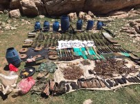 TABUR KOMUTANLIĞI - Siirt Valiliği: Herekol Dağı yapılanması çökertildi