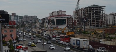 Yaklaşık 780 Bin Nüfuslu Trabzon'da 180 Bin 697 Tescilli Araç Bulunuyor