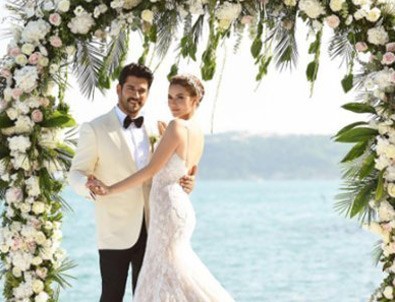 Burak Özçivit, Fahriye’ye taşındı