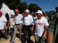 ADALET YÜRÜYÜŞÜ - CHP Genel Başkanı Kemal Kılıçdaroğlu Adalet Yürüyüşü Sergisi'nde