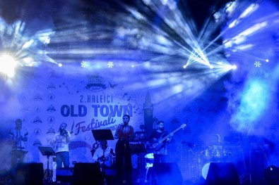 Yıldızlı Geceler'de Alaturka Eğlence