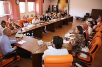 ERTUĞRUL ÇALIŞKAN - Başkan Çalışkan, Türkçe'nin Gönül Elçilerini Makamında Kabul Etti