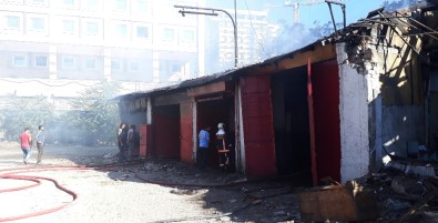 Başkent'te Sanayi Sitesinde Korkutan Yangın